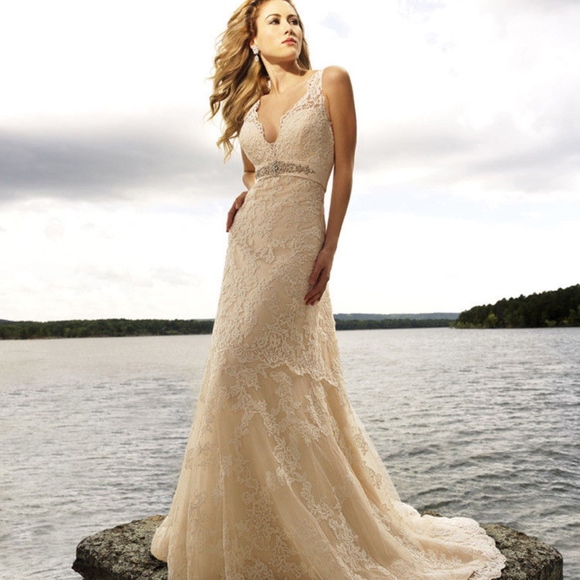 Allure Bridals Dresses & Skirts - ALLURE BRIDAL STYLE #8634 IVORY SIZE 10